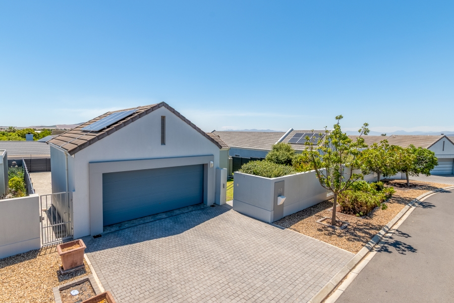 3 Bedroom Property for Sale in Pinehurst Western Cape